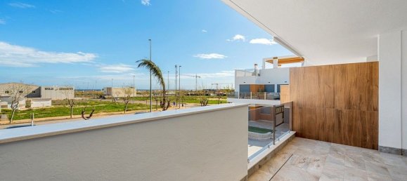 Apartamento de 2 dormitorios en Alicante, Spain No. 145039 13