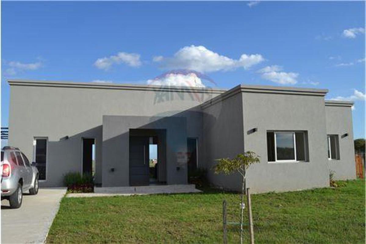 3 bedrooms House in Escobar, Argentina No. 99569