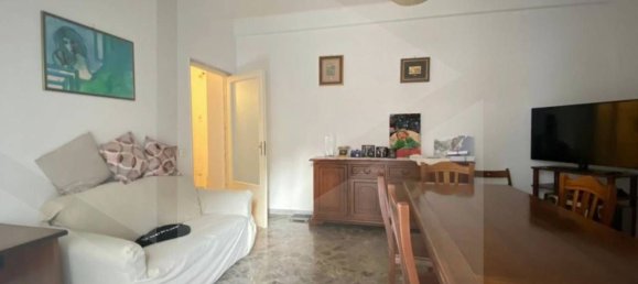 Apartamento de 4 habitaciónes en Bari, Italy No. 26147 4