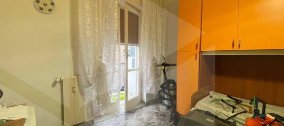 Apartamento de 4 habitaciónes en Bari, Italy No. 26147 12