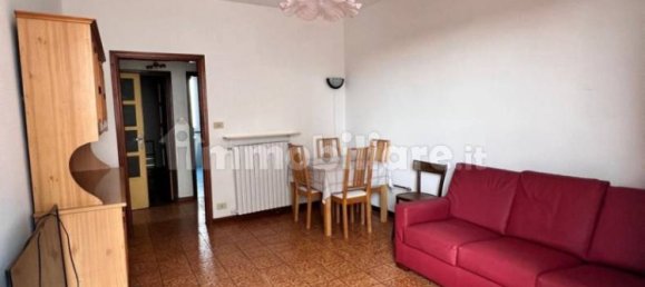 Apartamento de 2 dormitorios en Sant'Ilario d'Enza, Italy No. 374759 4