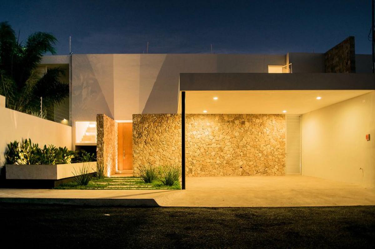 3 bedrooms House in Yucatan, Mexico No. 184472