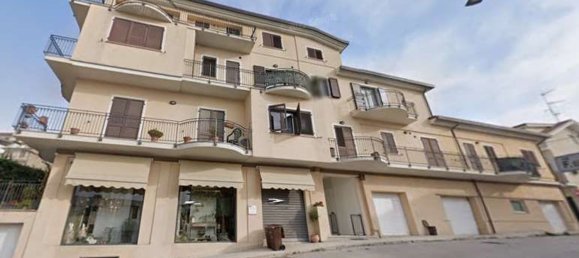 Apartamento de 4 dormitorios en Monte Urano, Italy No. 358350 8