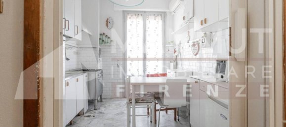 2 bedrooms Penthouse in Florence, Italy No. 337596 21