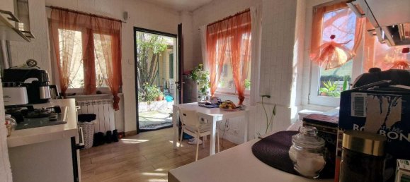 3 rooms House in La Spezia, Italy No. 9432 3