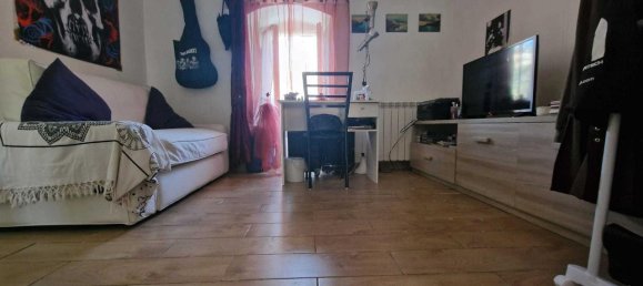 3 rooms House in La Spezia, Italy No. 9432 6