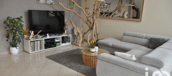 3 bedrooms House in Damery, France No. 159189 8