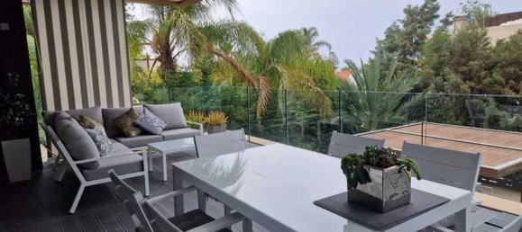 3 bedrooms Apartment in Agios Tychonas, Cyprus No. 15078 10