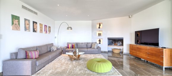 6 bedrooms Villa in Malaga, Spain No. 21131 4