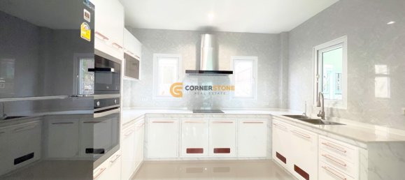 280m² House in Pattaya, Thailand No. 26246 12