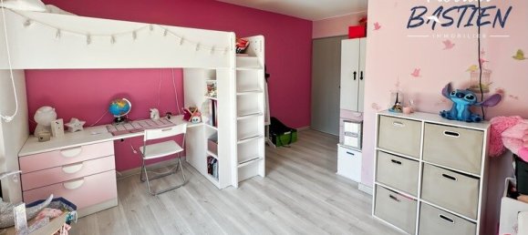 5 bedrooms House in Petite-Foret, France No. 344282 9