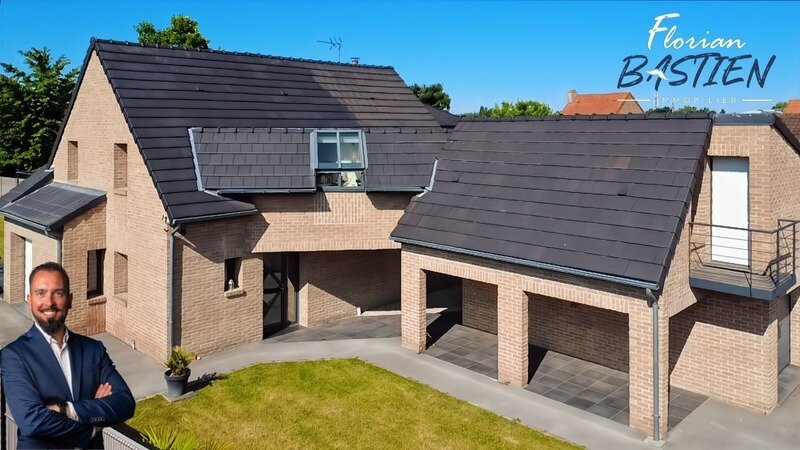 5 bedrooms House in Petite-Foret, France No. 344282