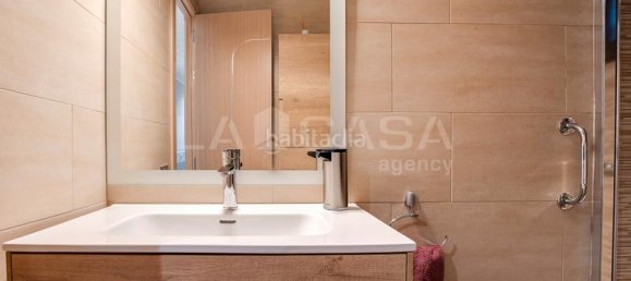 2 bedrooms Apartment in Badalona, Spain No. 47317 20