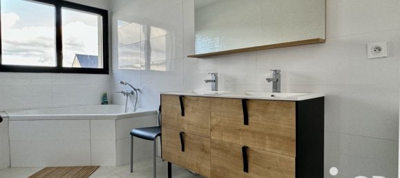 7 rooms House in Vern-sur-Seiche, France No. 207240 10