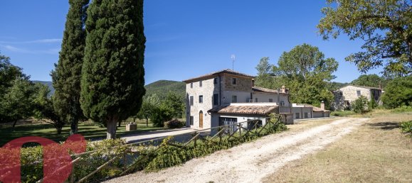 4 bedrooms House in Todi, Italy No. 318989 13