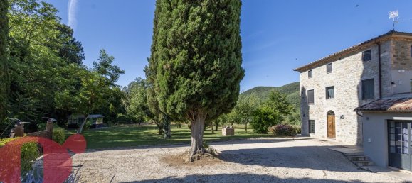 4 bedrooms House in Todi, Italy No. 318989 15