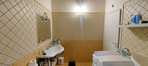 10-Zimmer Haus in Bagni di Lucca, Italy, Nr. 45624 32