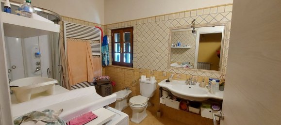 10-Zimmer Haus in Bagni di Lucca, Italy, Nr. 45624 30