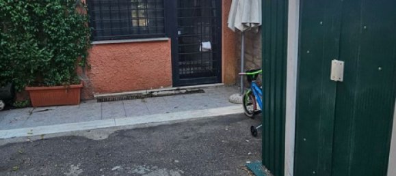 Квартира с 4 комнатами в Рим, Италия № 289642 7