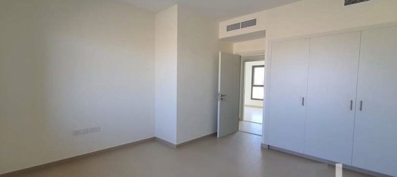 4 bedrooms Townhouse in Town Square, UAE No. 94358 17