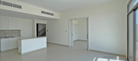4 bedrooms Townhouse in Town Square, UAE No. 94358 2