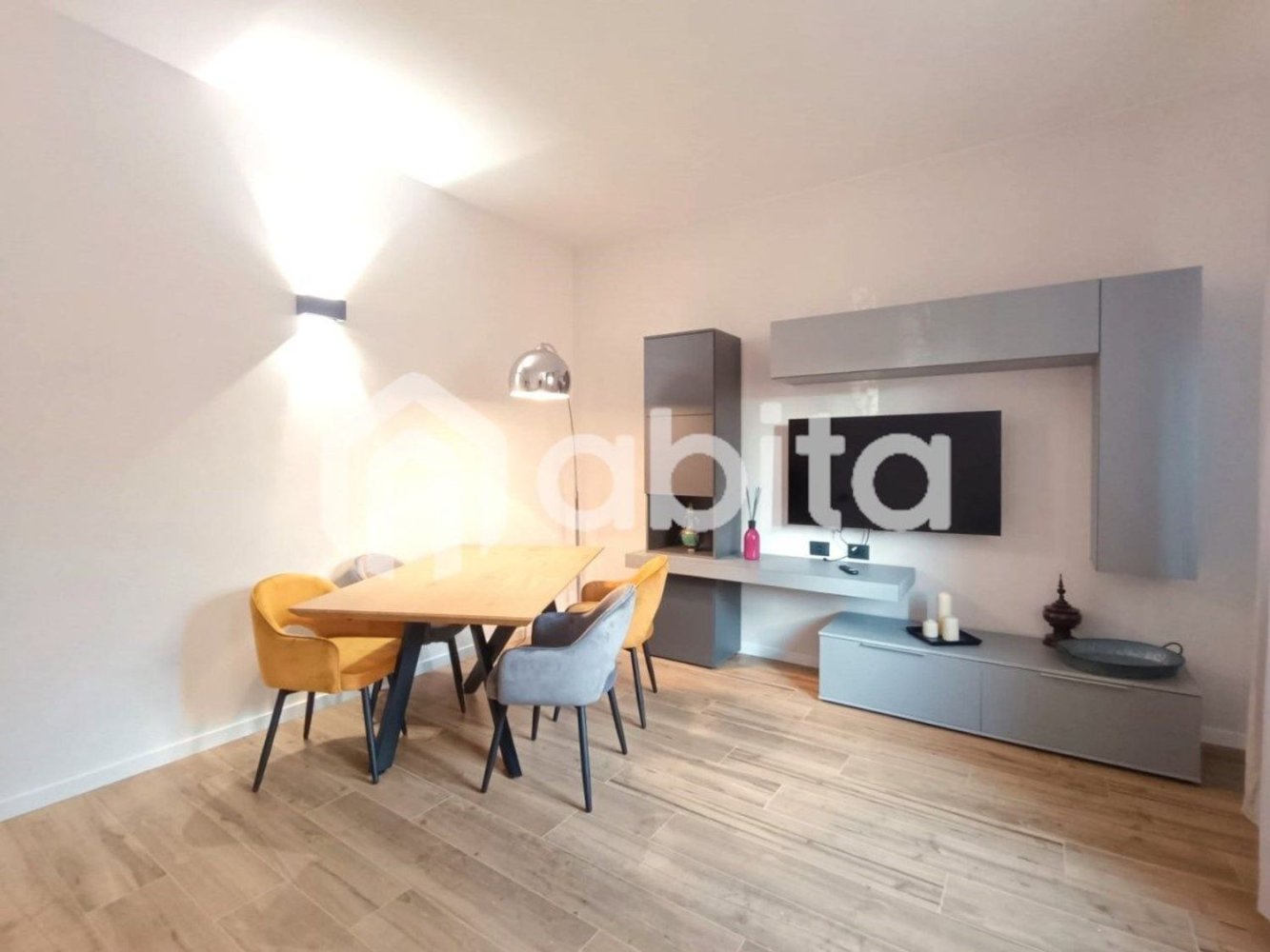 3 rooms Apartment in Figline e Incisa Valdarno, Italy No. 133501