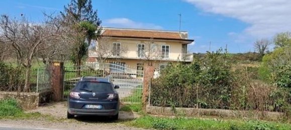 6 bedrooms Villa in Marzano Appio, Italy No. 325649 28