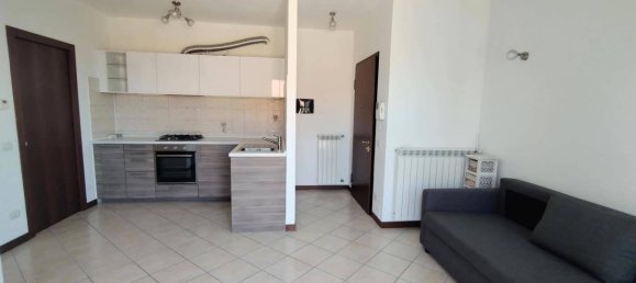 3 rooms Apartment in Santo Stefano Ticino, Italy No. 261731 4