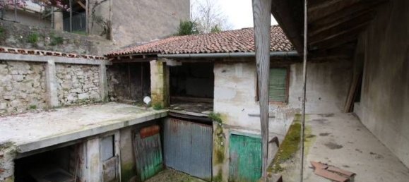 Дом с 8 комнатами в Гориция, Италия № 78830 8