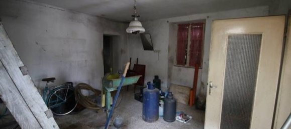 Дом с 8 комнатами в Гориция, Италия № 78830 16