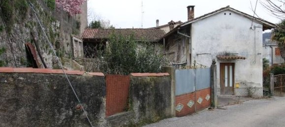 Дом с 8 комнатами в Гориция, Италия № 78830 2