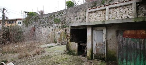 Дом с 8 комнатами в Гориция, Италия № 78830 5