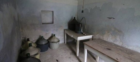 Дом с 8 комнатами в Гориция, Италия № 78830 18