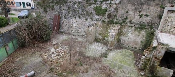 Дом с 8 комнатами в Гориция, Италия № 78830 7