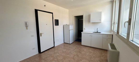 1-Zimmer Büro in Bologna, Italy, Nr. 360461 4