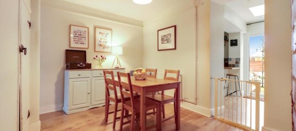 2 bedrooms House in Exmouth, United Kingdom No. 13686 13