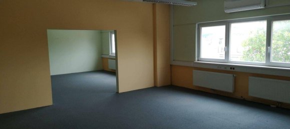 8600m² Warehouse in Herzogenburg, Austria No. 17574 6