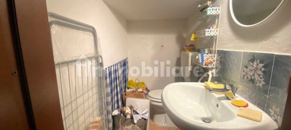 3 bedrooms House in L'Aquila, Italy No. 271592 7