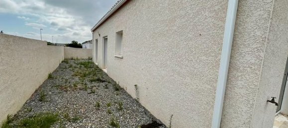 3 bedrooms House in Occitanie, France No. 310227 12