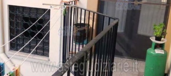 3 rooms Apartment in Catania, Italy No. 51910 10