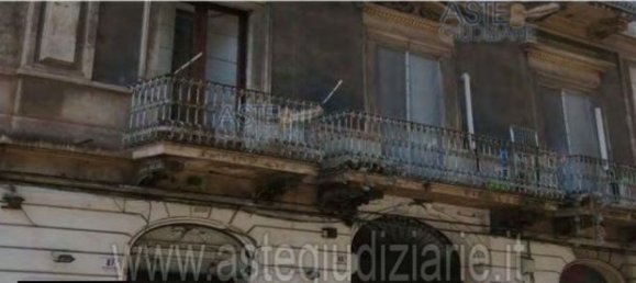 3 rooms Apartment in Catania, Italy No. 51910 6
