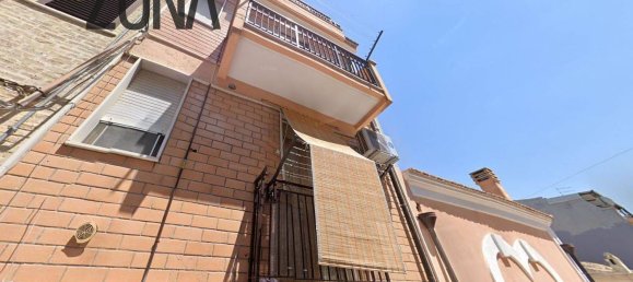 Apartamento de 4 divisões em Torremaggiore, Italy N.º 36407 5