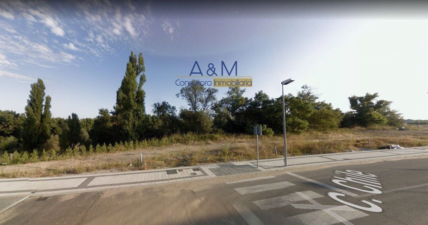 Terreno en Tudela de Duero, Spain 1883 m² No. 30261