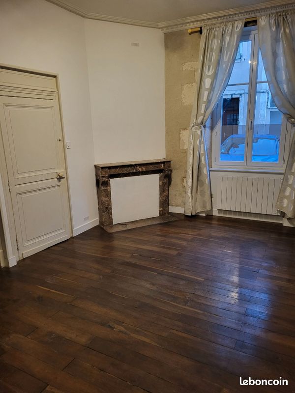 2 rooms Apartment in Bourges, France No. 283334