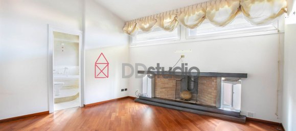 4-salle Penthouse à Mozzo, Italy No. 188319 5