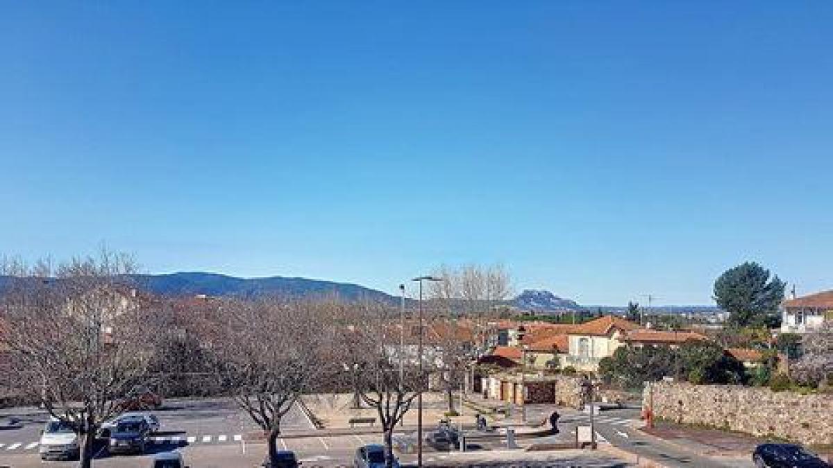 Studio à condo à Fréjus, France No. 15360