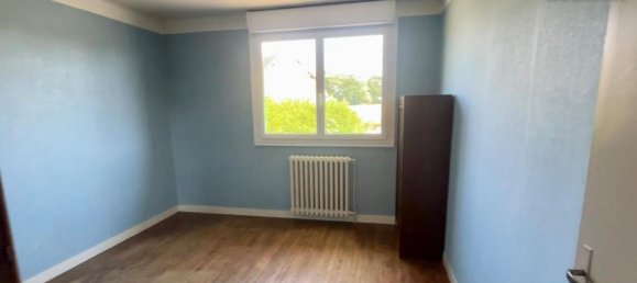 3 Schlafzimmer Haus in Treverien, France, Nr. 205377 8