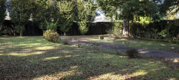 قطعة أرض في Nay, France رقم 88644 6