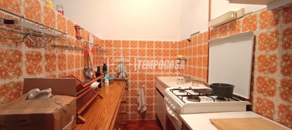 2-salle Appartement à Albino, Italy No. 234882 7