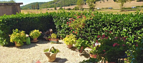 3 Schlafzimmer Villa in Perugia, Italy, Nr. 5557 11